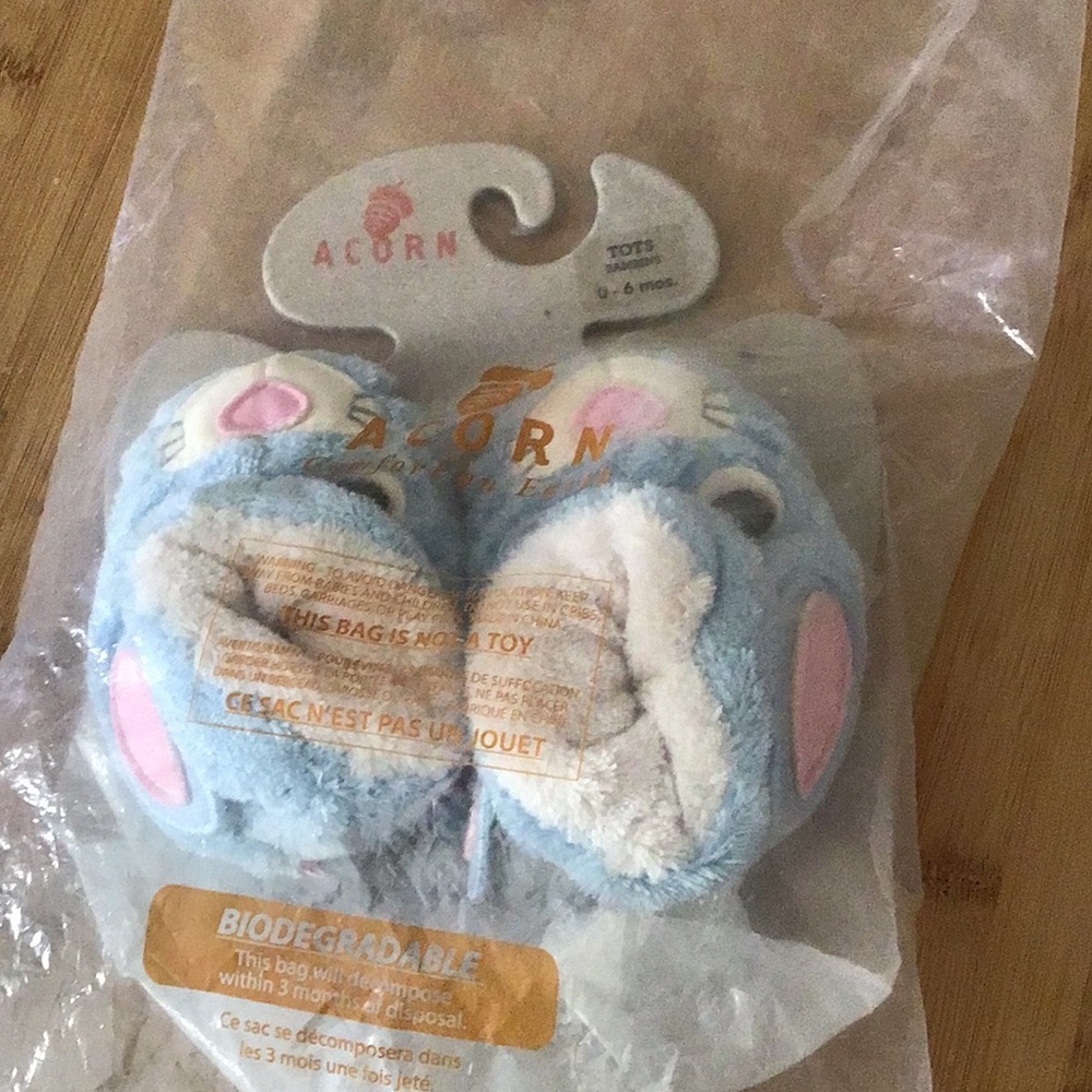 Acorn Brand Baby Booties 0-6 months - Picture 2 of 3